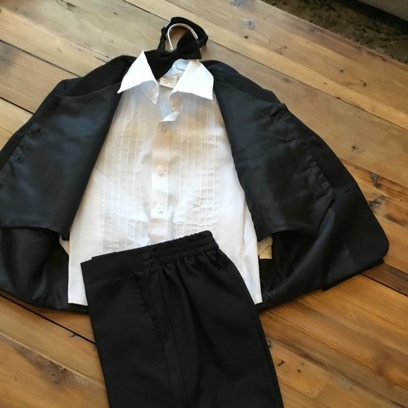 3 piece tux and tuxedo shirt with bow tie - Picture 3 of 4